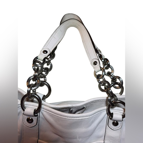 Coach Poppy Pushlock Tote Purse # 17924 - Picture 4 of 9